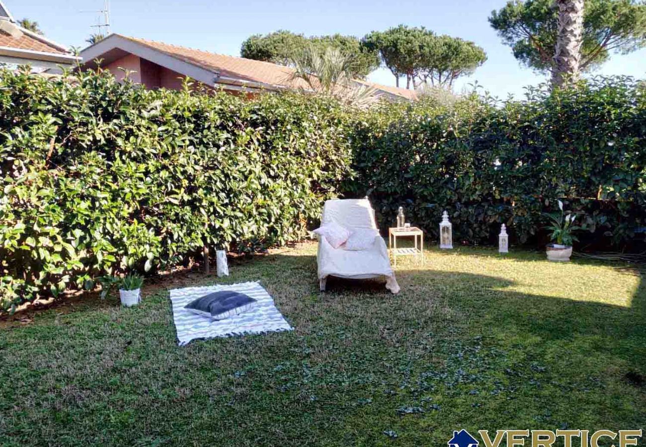 Villa a Terracina - CUCY