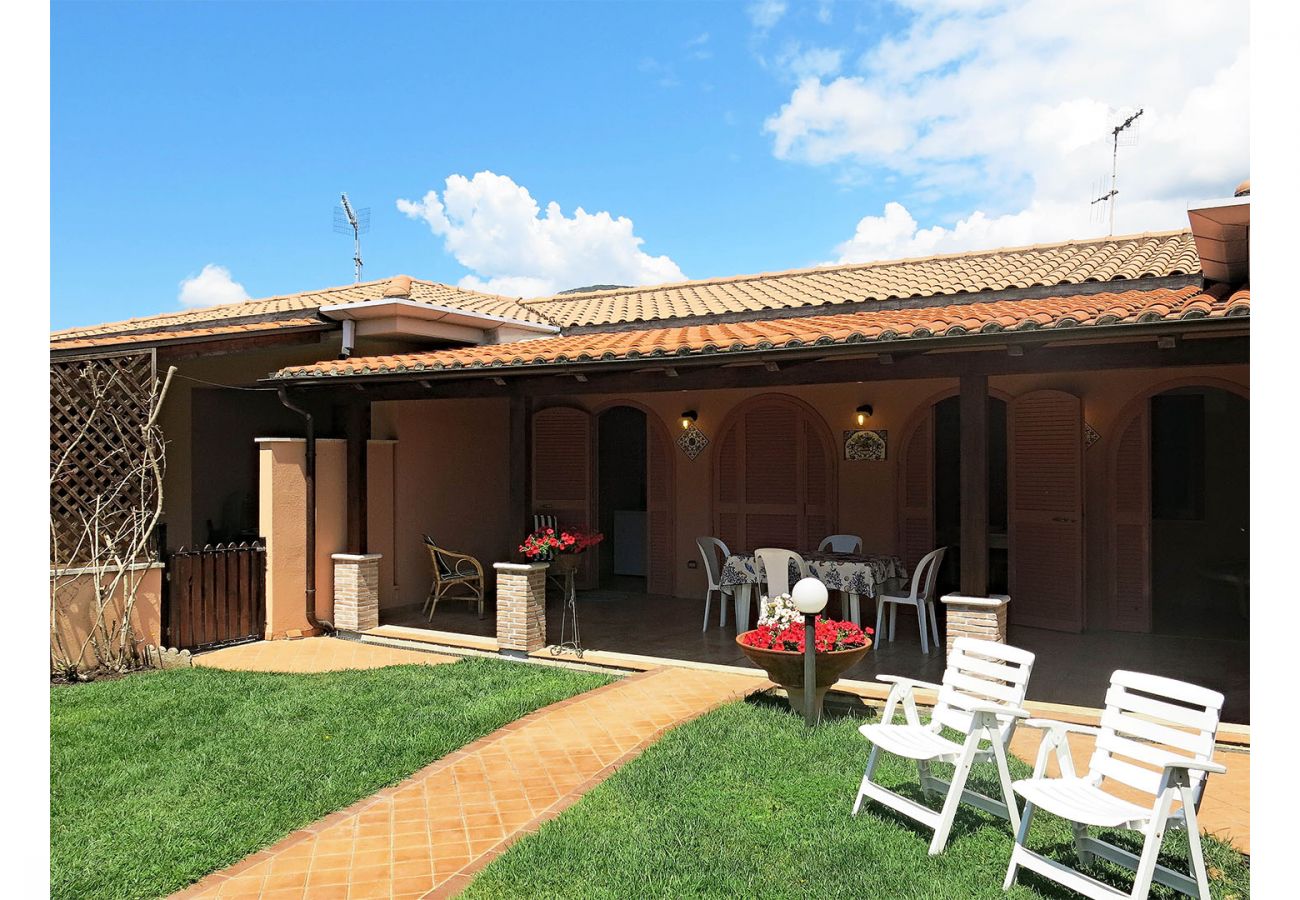 Villa a Terracina - ROSY