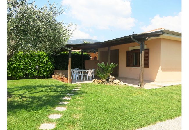 Villa a Terracina - LETTY