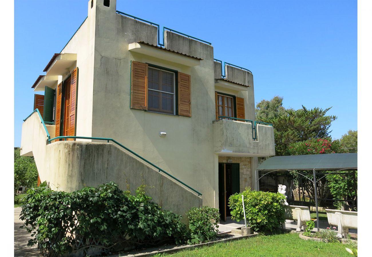 Villa a Sperlonga - FAZY