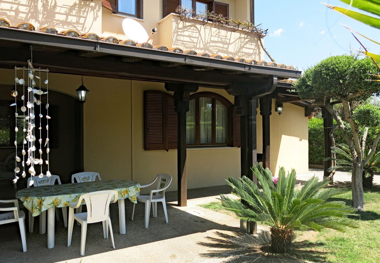 Villa a Terracina - INES