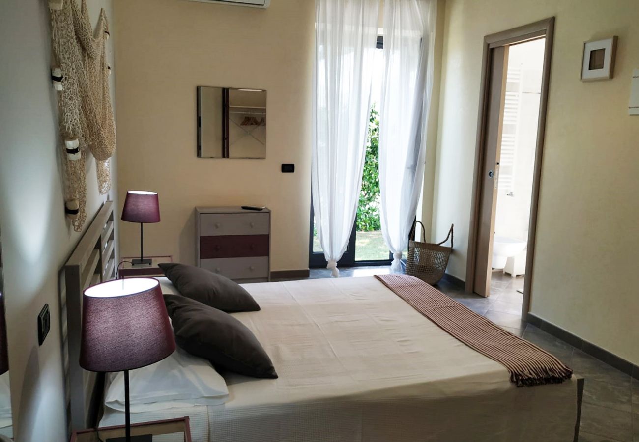 Affitto per camere a Sperlonga - 02 - Villa del Mar - BUSSOLA