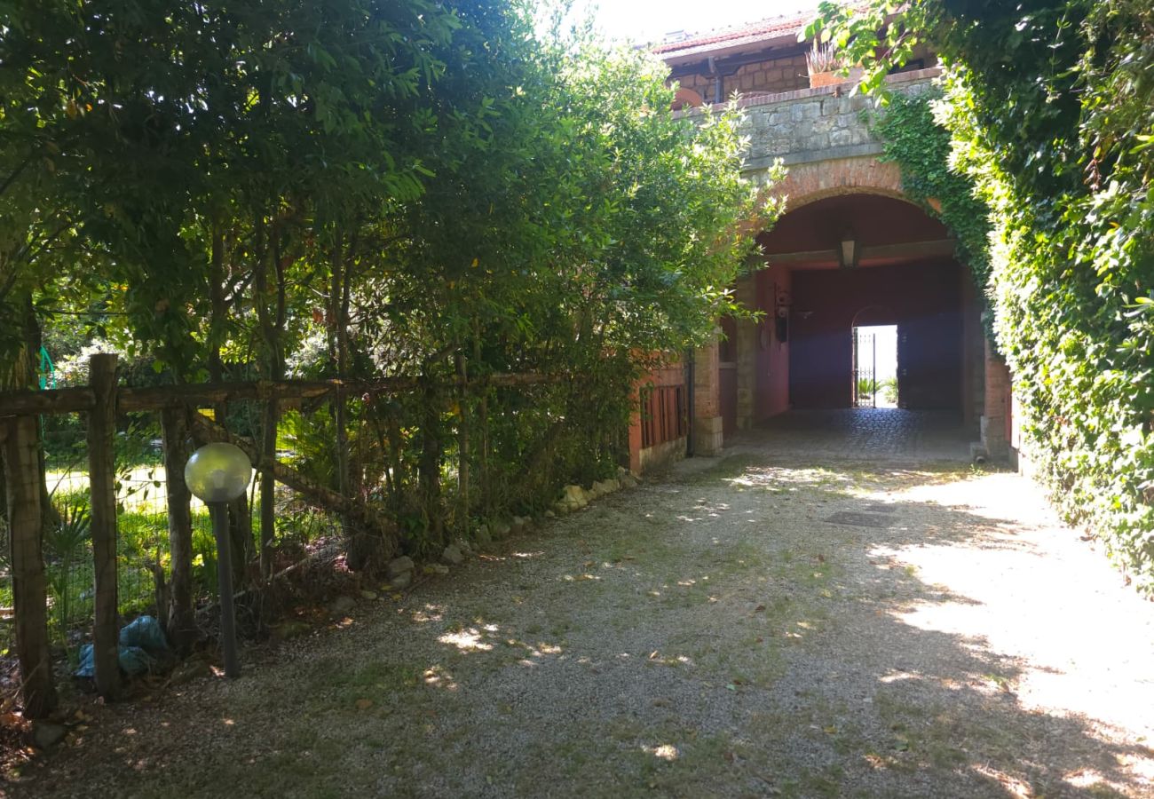 Appartamento a Salto di Fondi - CLAUDY - Vertice Holiday Home