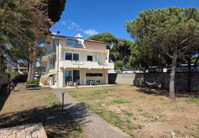 Ferienwohnung in Salto di Fondi - VILLA I DELFINI - Piano Terra Ferienwohnung in Salto di Fondi - VILLA I DELFINI - Piano Terra