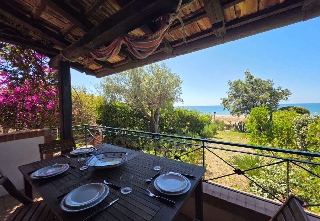 Ferienwohnung in Salto di Fondi - CLAUDY - Vertice Holiday Home