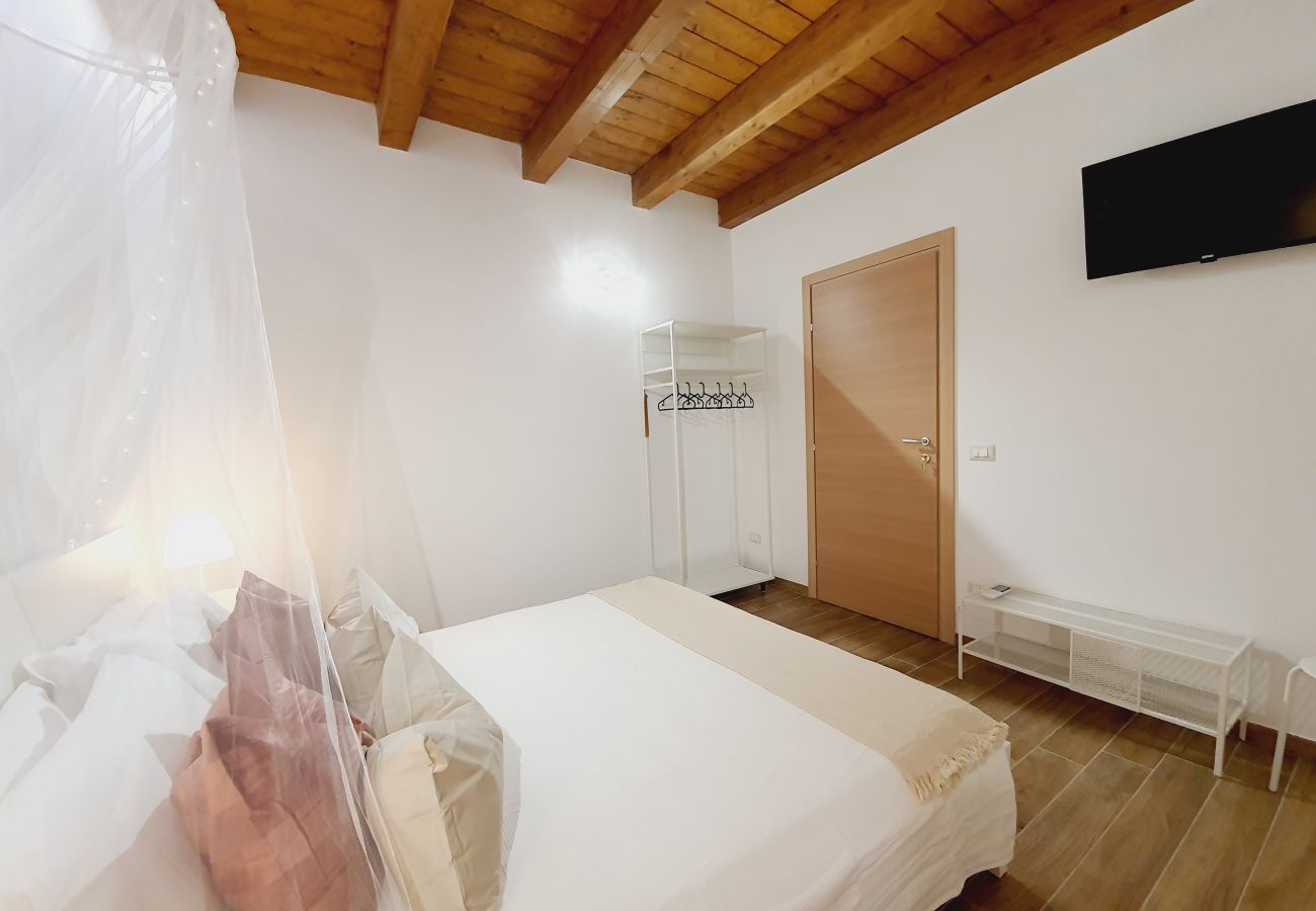 Rent by room in Fondi - 22 - Casa Ludo - BIANCA