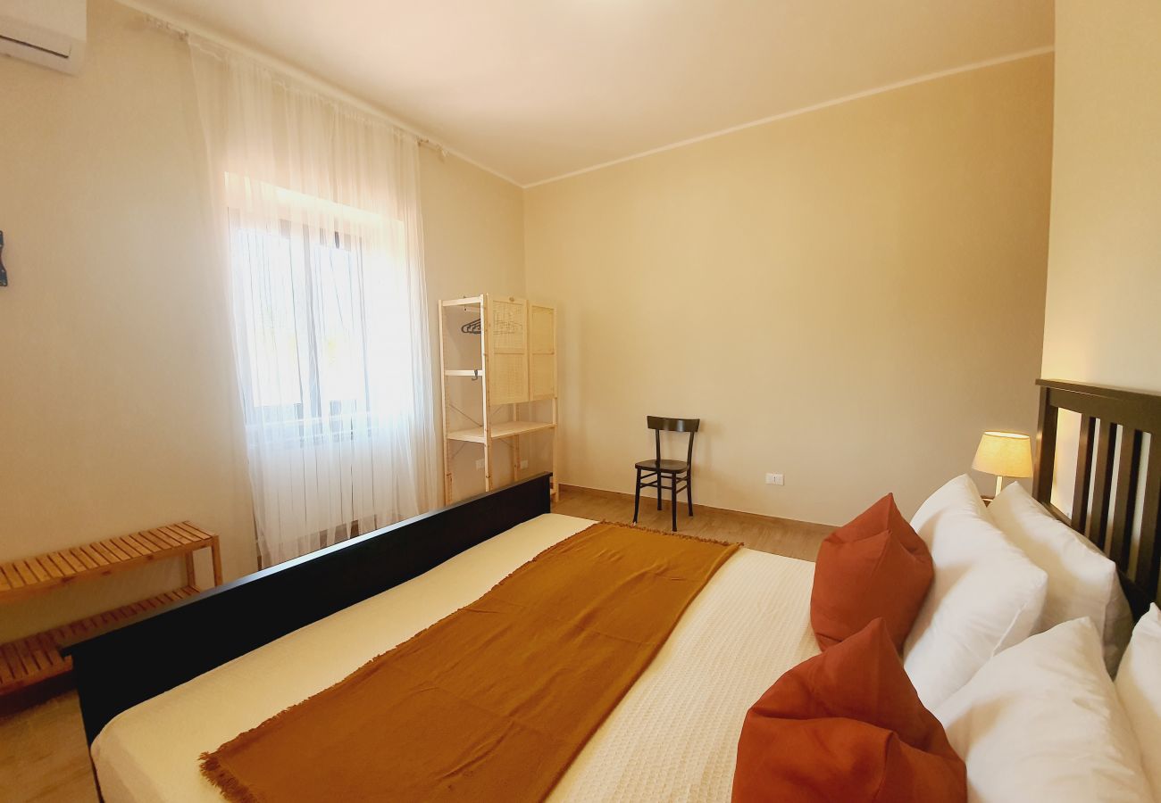 Rent by room in Fondi - 25 - Villa Regina - LOLA