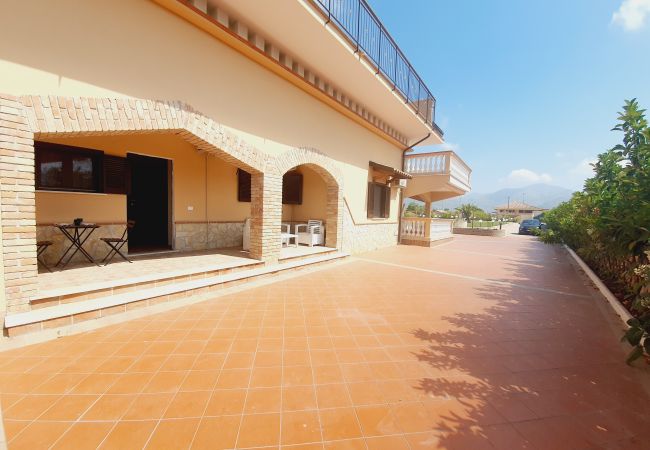 Rent by room in Fondi - 26 - Villa Regina - IRIS Rent by room in Fondi - 26 - Villa Regina - IRIS