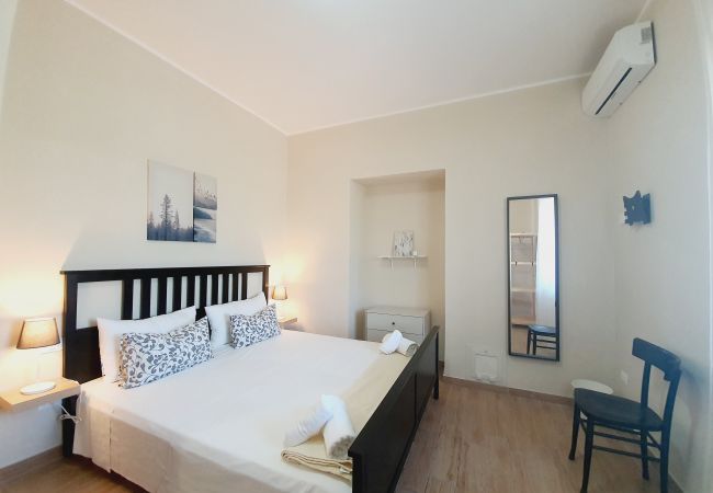 Rent by room in Fondi - 26 - Villa Regina - IRIS