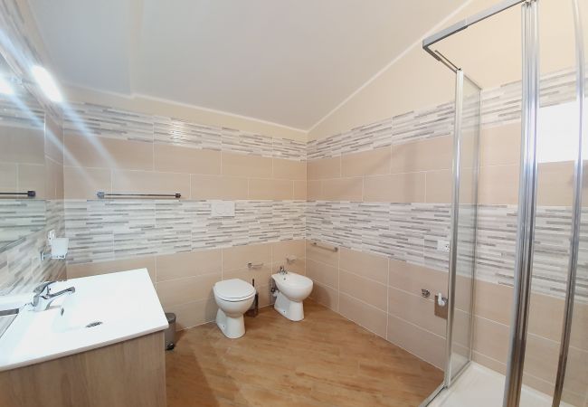 Rent by room in Fondi - 29 - Villa Regina - BELEN Rent by room in Fondi - 29 - Villa Regina - BELEN