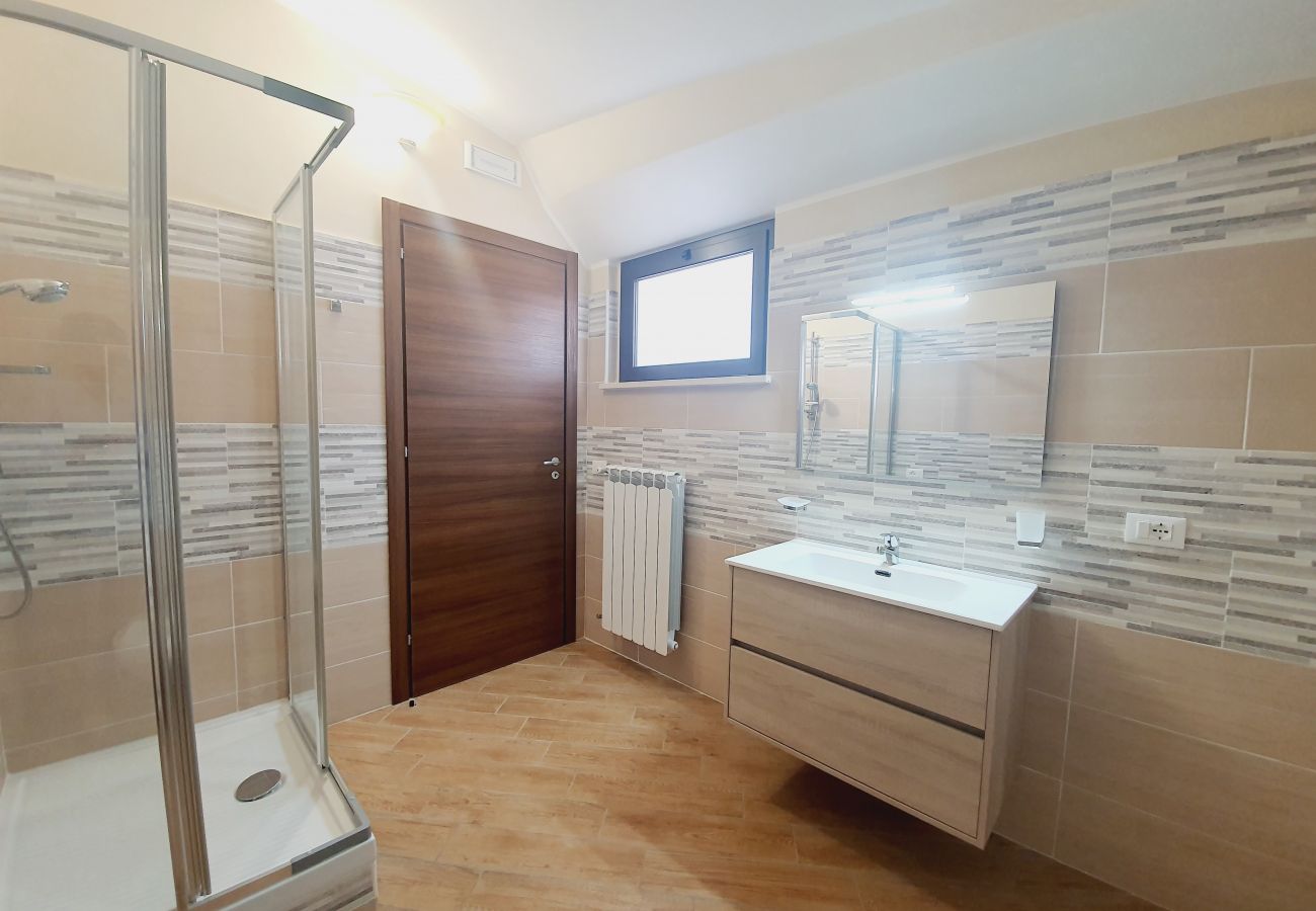 Rent by room in Fondi - 29 - Villa Regina - BELEN