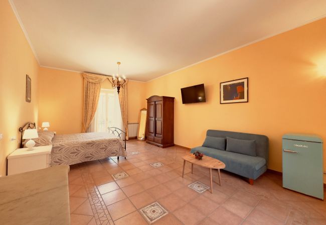 Rent by room in Fondi - 35 - Casa Pepe - LUNA