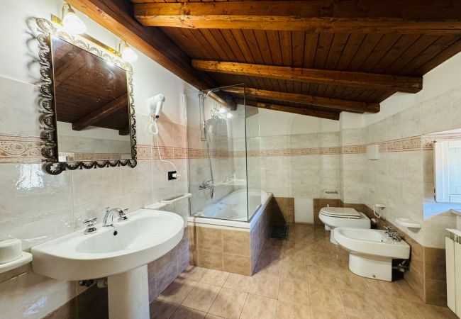 Rent by room in Fondi - 37 - Casa Pepe - AURORA Rent by room in Fondi - 37 - Casa Pepe - AURORA