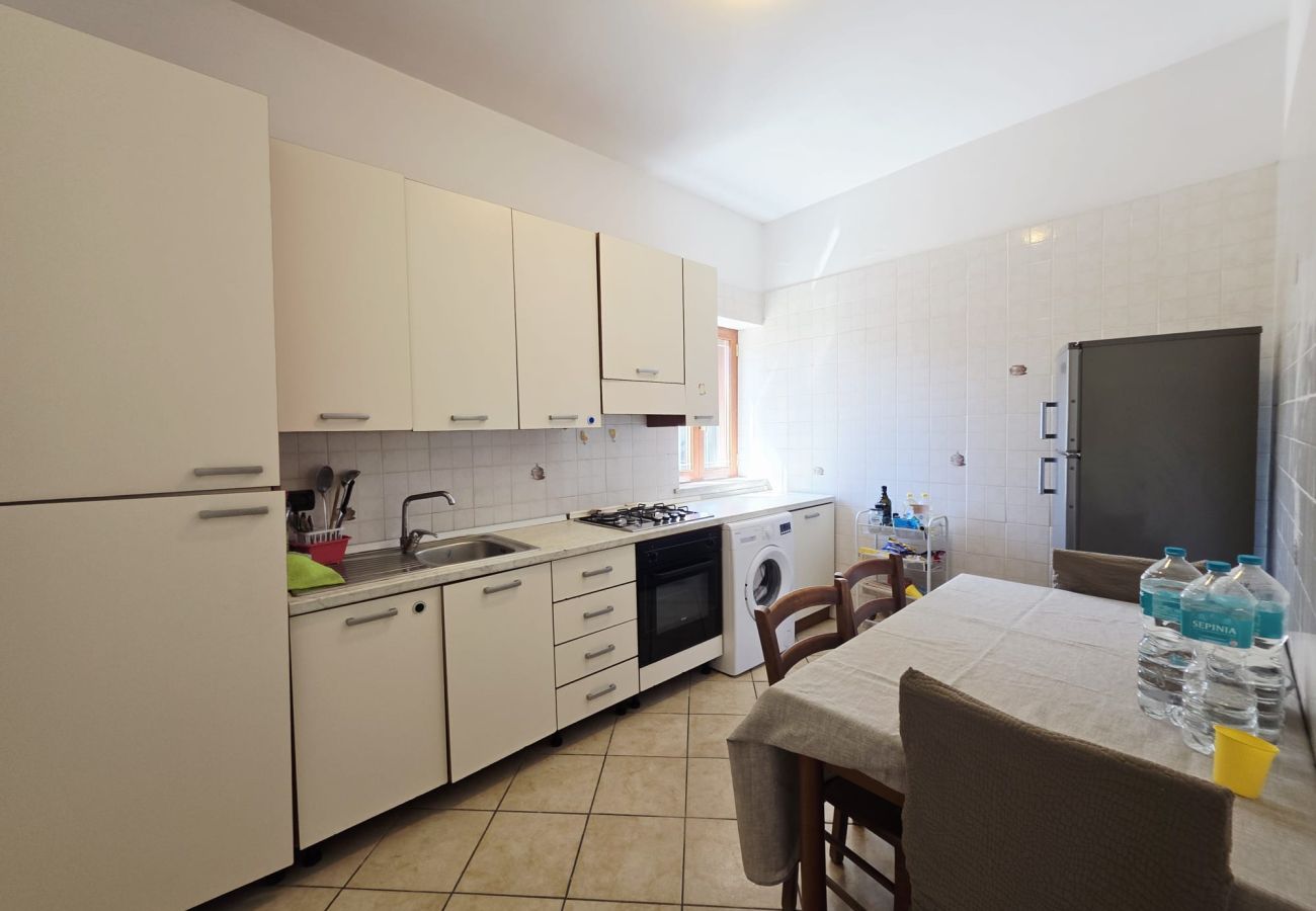 Apartment in Salto di Fondi - VILLA I DELFINI - Piano Terra