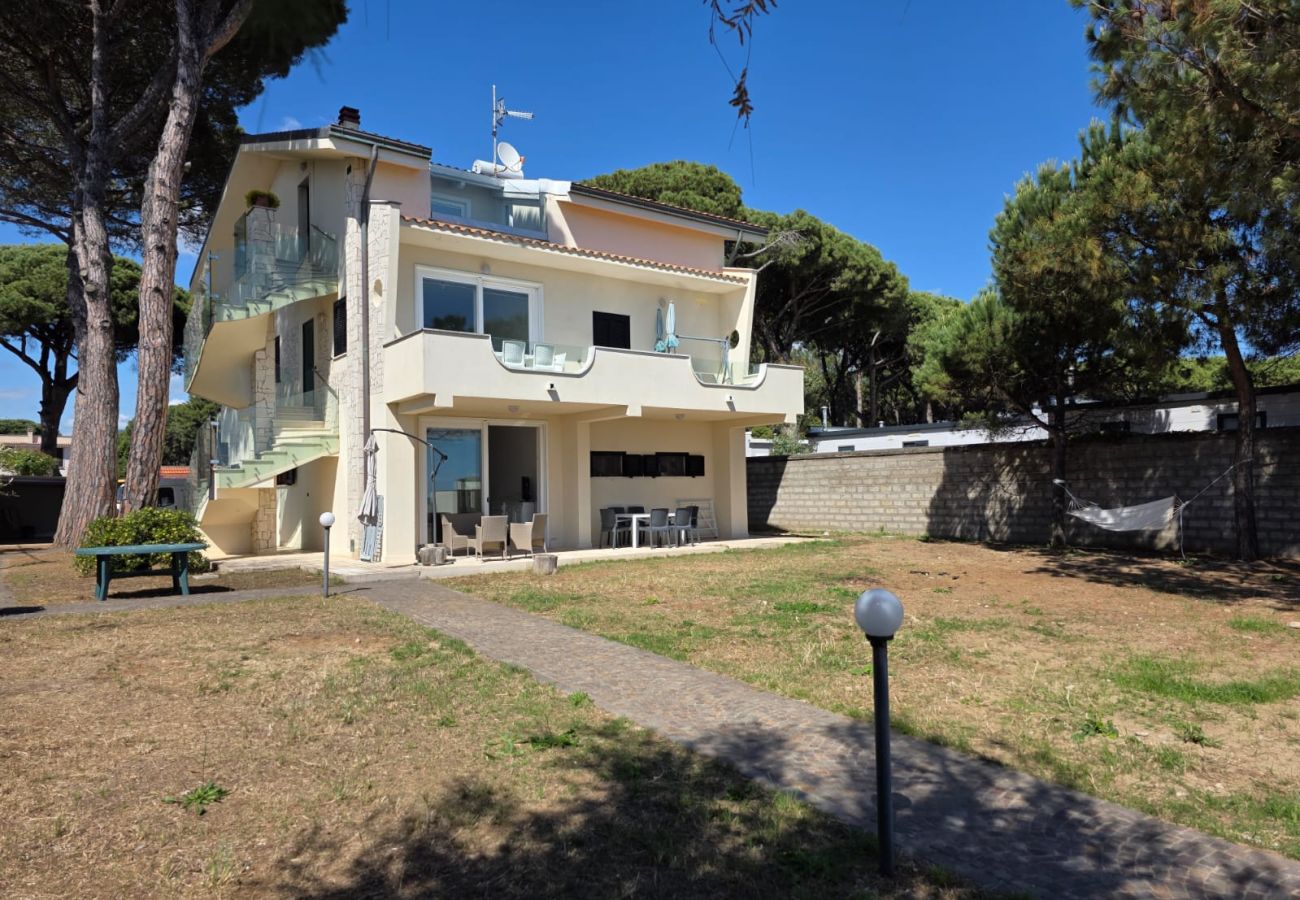 Apartment in Salto di Fondi - VILLA I DELFINI - Piano Terra