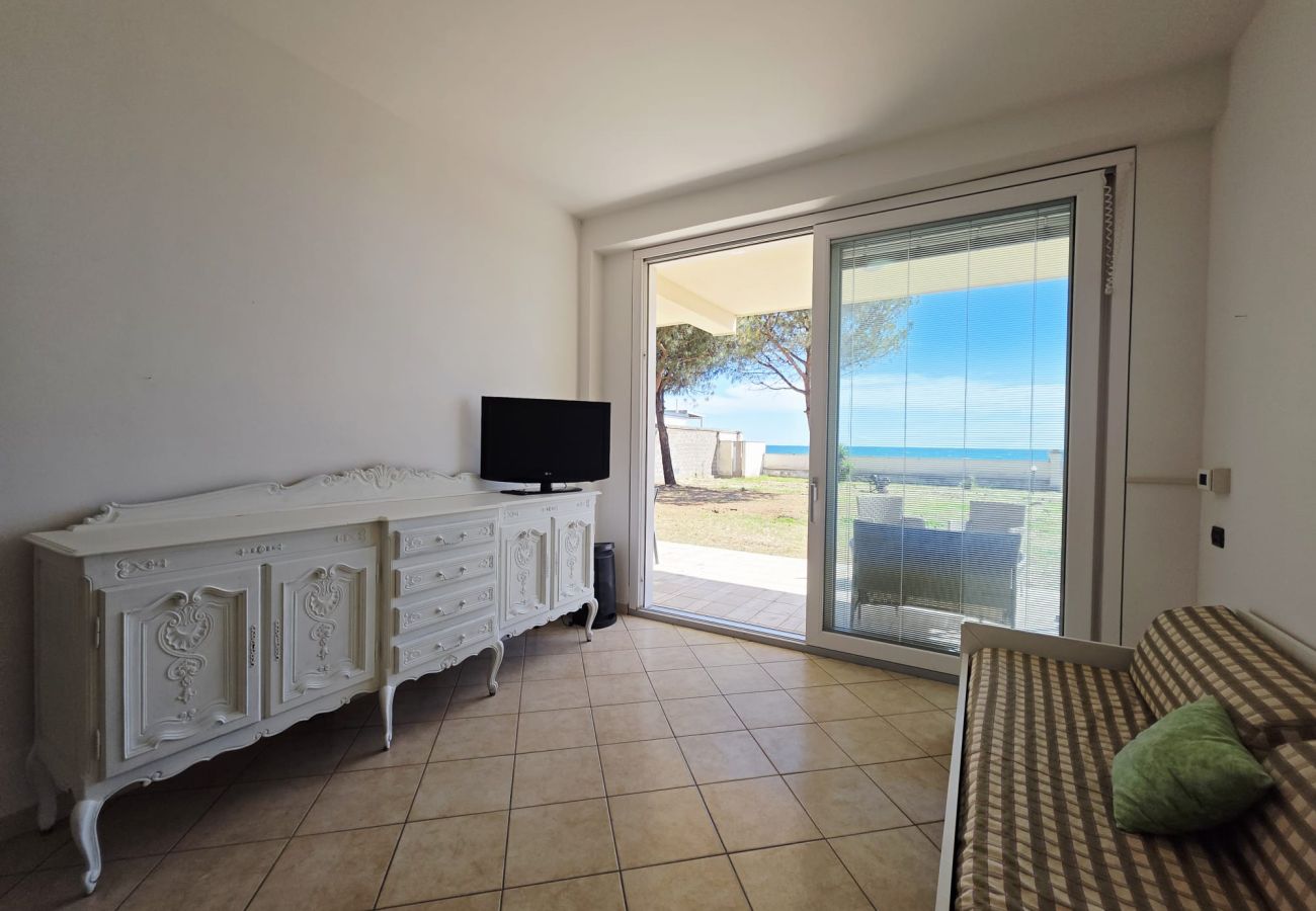 Apartment in Salto di Fondi - VILLA I DELFINI - Piano Terra