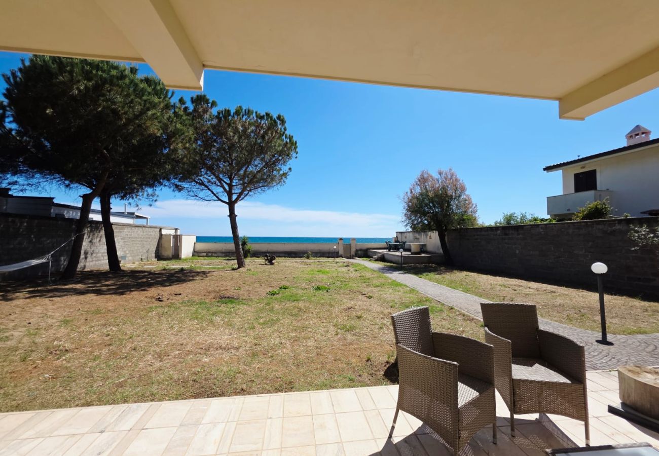 Apartment in Salto di Fondi - VILLA I DELFINI - Piano Terra
