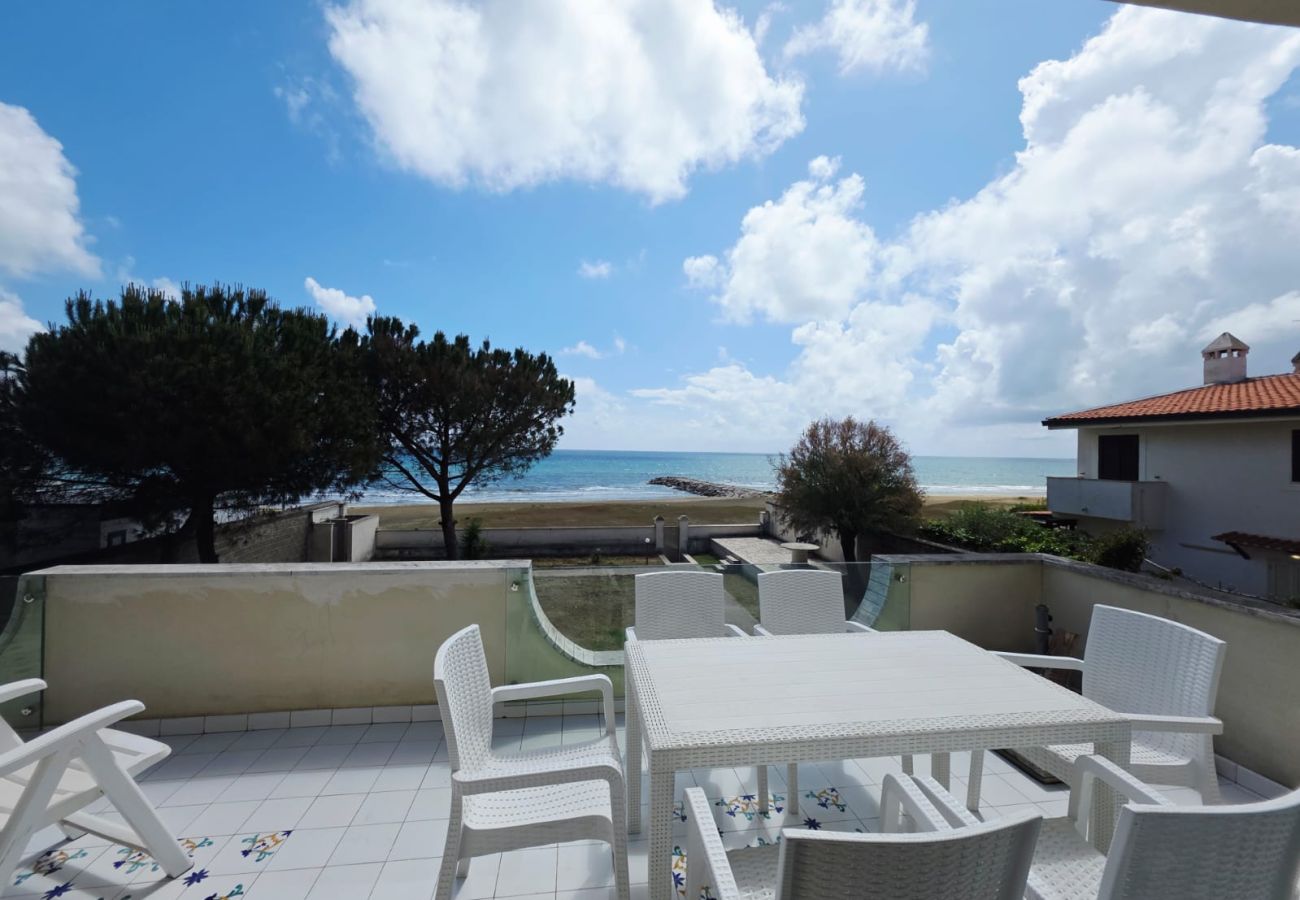 Apartamento en Salto di Fondi - VILLA I DELFINI - Piano Primo