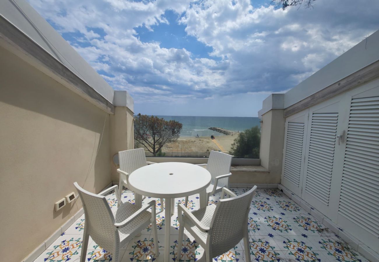 Appartement à Salto di Fondi - VILLA I DELFINI - Piano Secondo