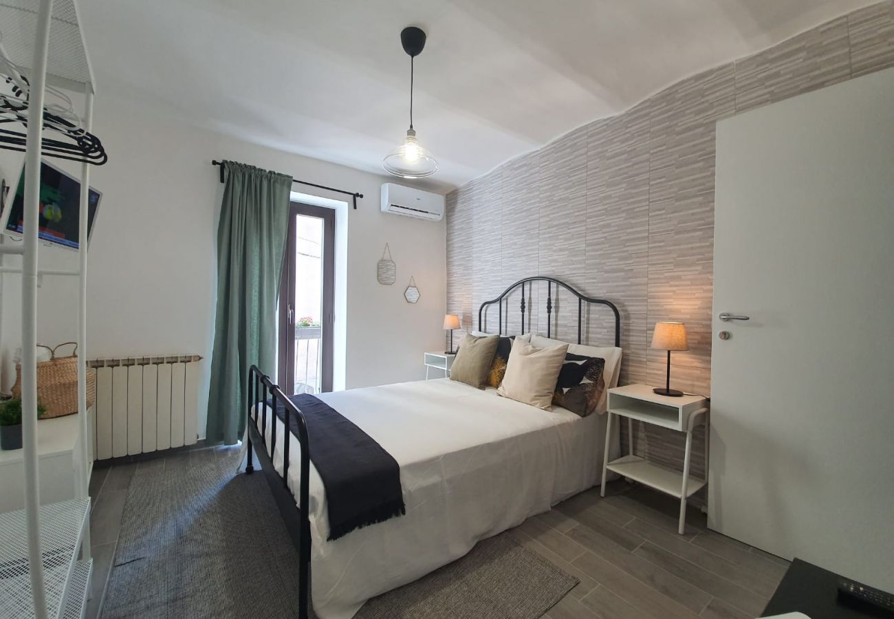 Rent by room на Fondi - 09 - Casa Dina - Chanel