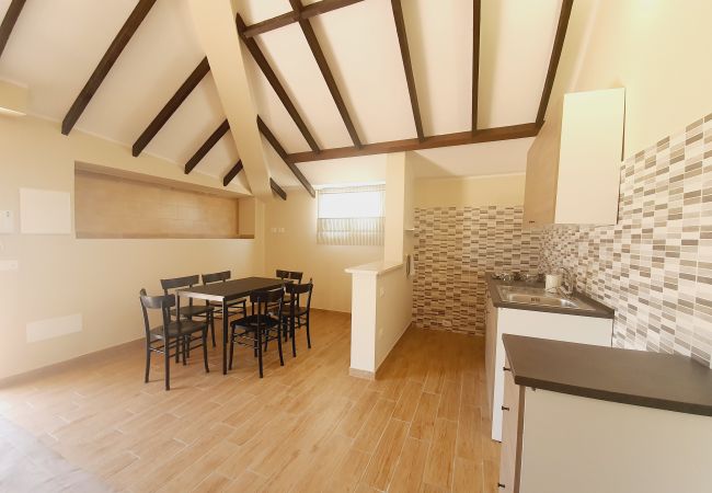 Rent by room на Fondi - 27 - Villa Regina - ALMA Rent by room на Fondi - 27 - Villa Regina - ALMA