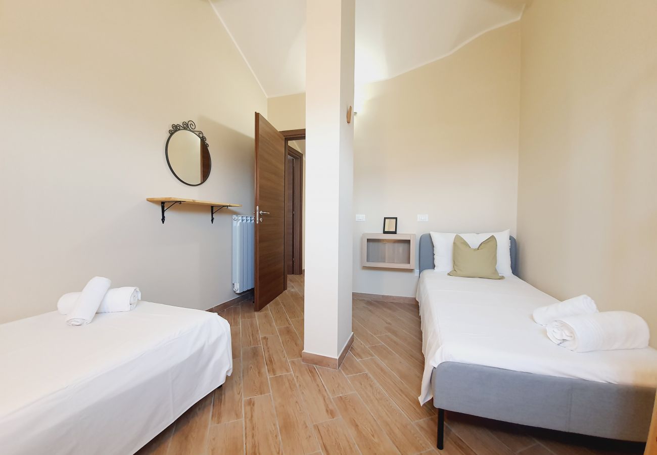 Rent by room на Fondi - 29 - Villa Regina - BELEN