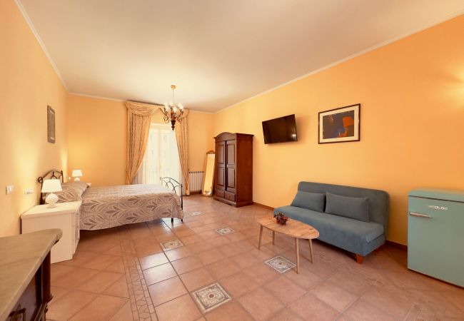 Rent by room на Fondi - 35 - Casa Pepe - LUNA