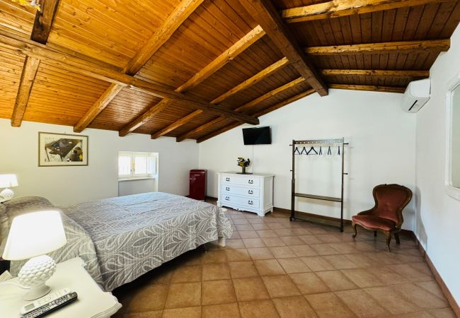 Rent by room на Fondi - 37 - Casa Pepe - AURORA